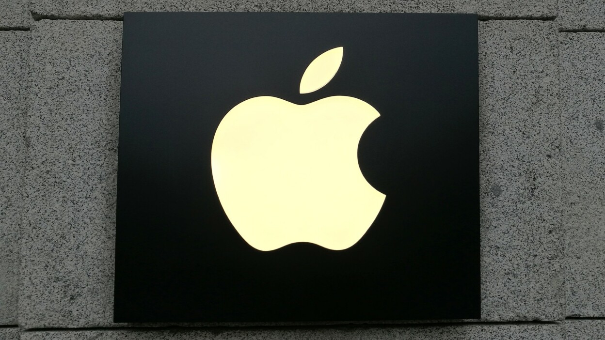 Apple postpones return to office until 2022