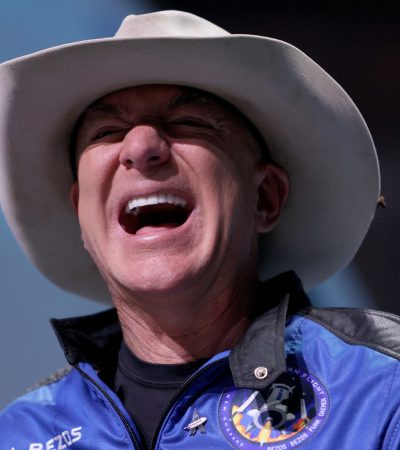 PDF points trigger delay in Blue Origin’s lawsuit towards U.S., SpaceX