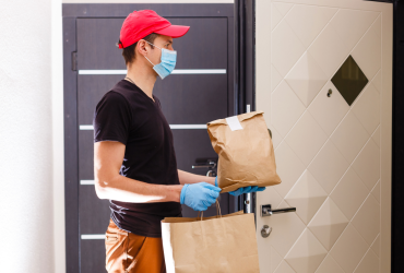 Grubhub, DoorDash hit with lawsuit for ‘misleading and unfair’ practices in Chicago