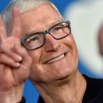 Apple’s Tim Cook dinner simply made 5 million