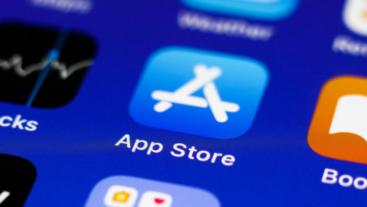 Apple’s finally letting developers tell users about payment options outside iOS app
