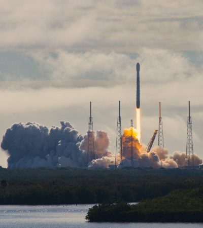 SpaceX achieves unbelievable feat of three launches in 36 hours