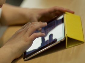 Google will make it simpler for teenagers and youths to take away images from Google search