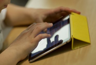 Google will make it simpler for teenagers and youths to take away images from Google search