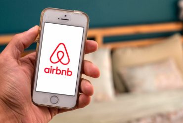Airbnb is offering momentary housing to twenty,000 Afghan refugees