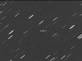 Astronomer captures picture of the massive mile-wide asteroid (safely) passing Earth